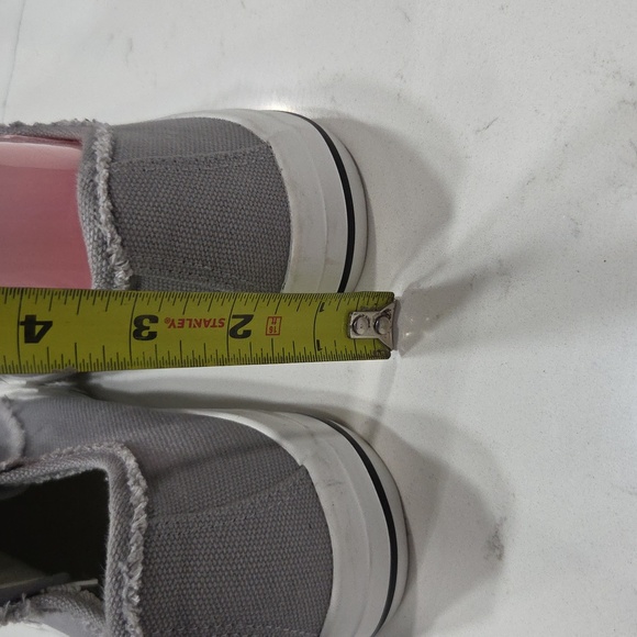 Sincerely Jules Gray Sneakers Sz 7.5 Gentle Used Excellent Conditions - Picture 3 of 9